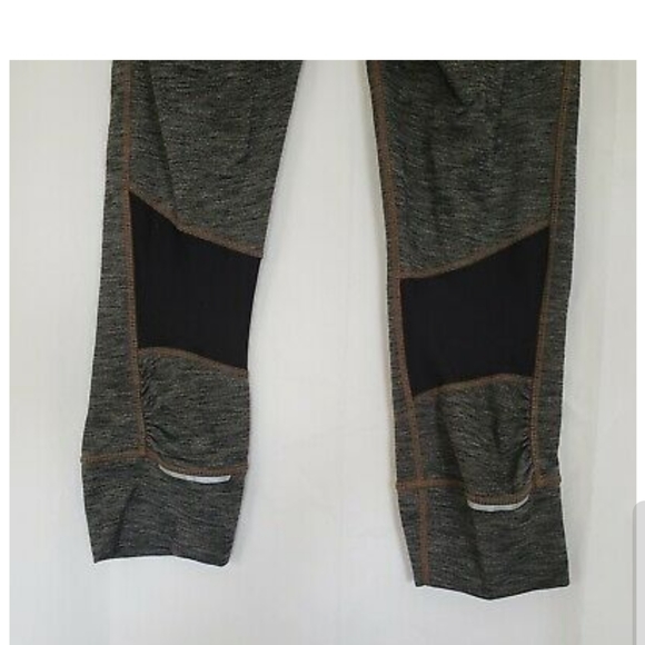 Athleta Relay Gray Heathered Capri Leggings XXS - Picture 5 of 7